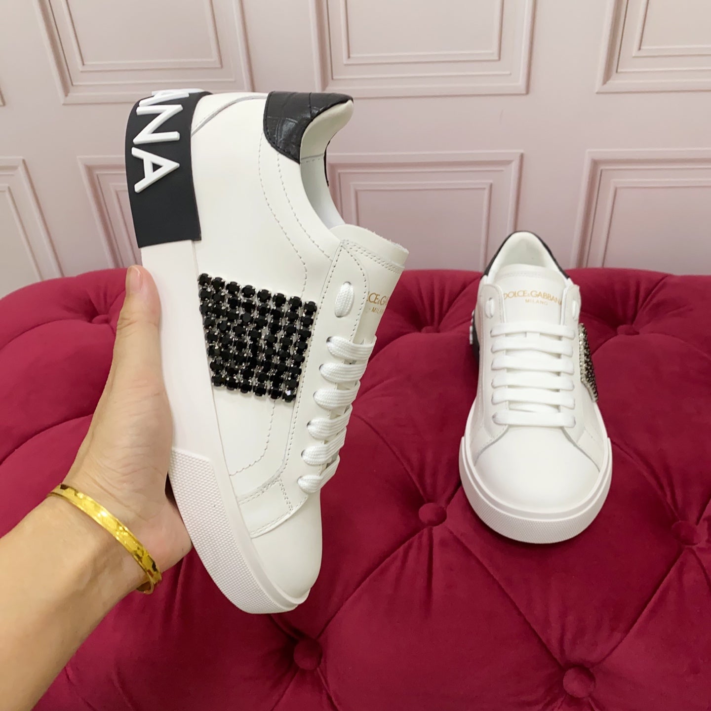 DC 25 Portofino   Sneakers Black White Cowhide & Rhinestone Silk 333876