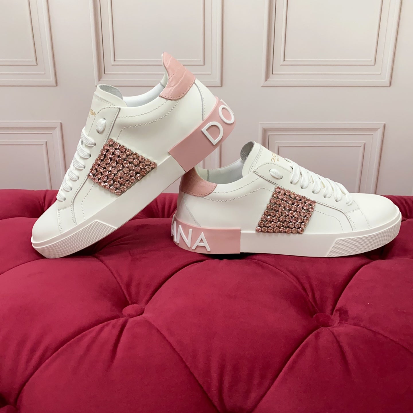 DC 25 Portofino   Sneakers Pink White Cowhide & Rhinestone Silk 333877