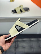 HM Oran H Noir Buckle Slippers in Cream Cowhide 735239