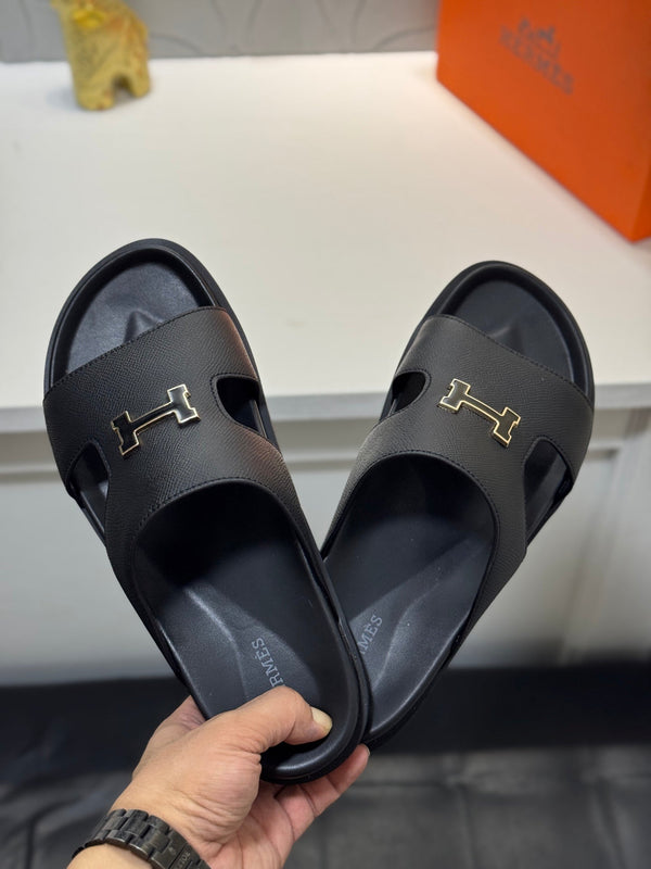 HM Oran H Black Gold Buckle Slippers in Black  Cowhide 735254