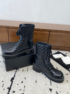 CC Ankle Boots Flat Quited Black Calfskin 529286