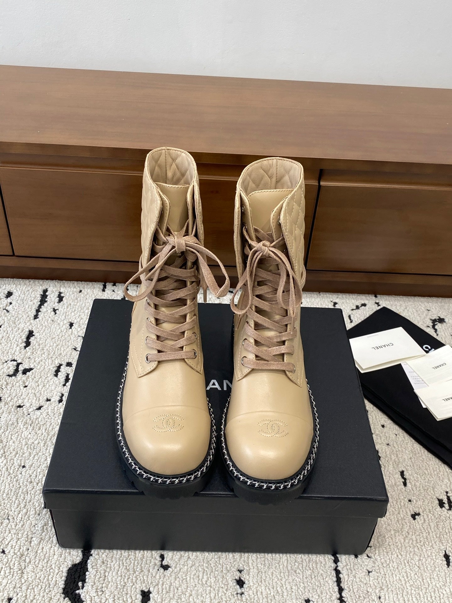 CC Ankle Boots Flat Quited Beige Calfskin 529288