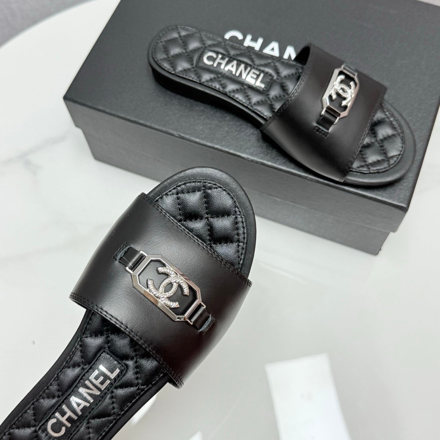 CC 25 Mule Sandals Black Sheepskin 368799