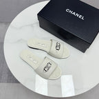 CC 25 Mule Sandals White Sheepskin 368801