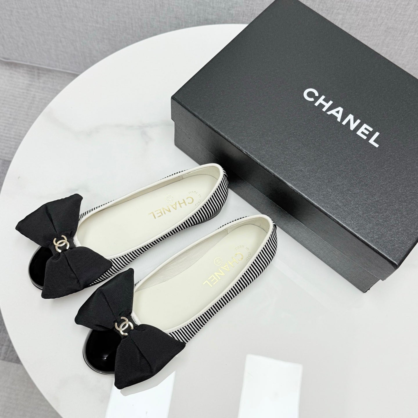 CC 25 Bow Ballet Flats Black White Canvas Striped Pattern And Grosgrain 368809