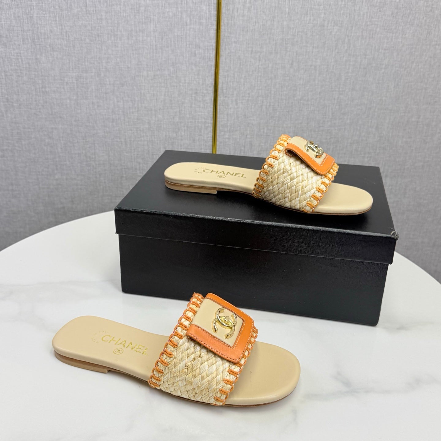CC 26s Slipper Beige Orange Sheepskin Tweed 620277