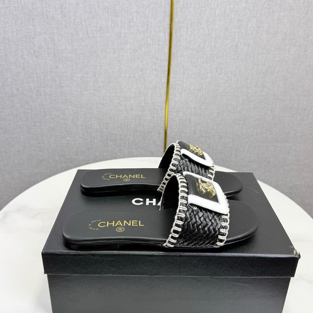 CC 26s Slipper Black White Sheepskin Tweed 620278