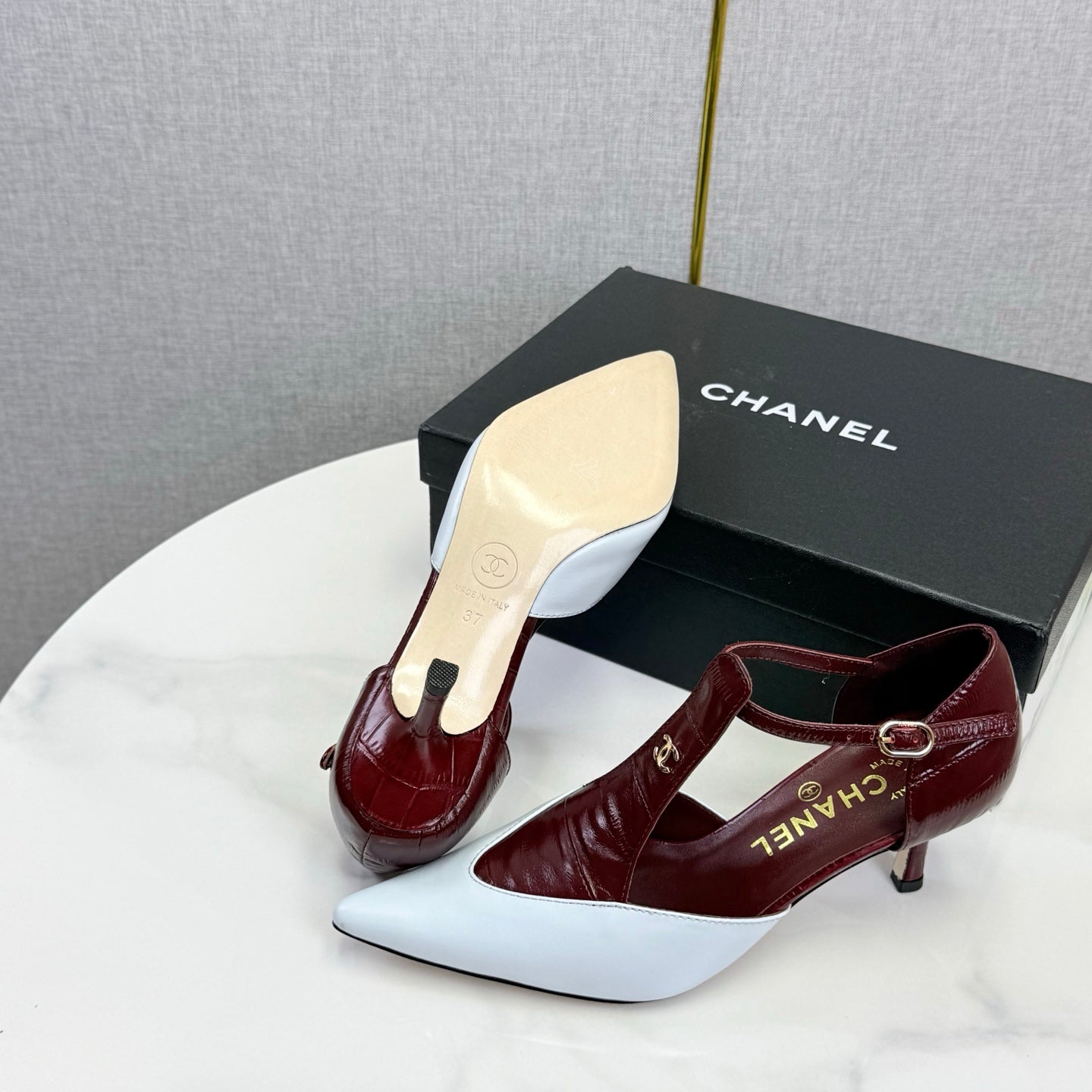 CC T-Strap Kitten Heels White Red Sheepskin 619977