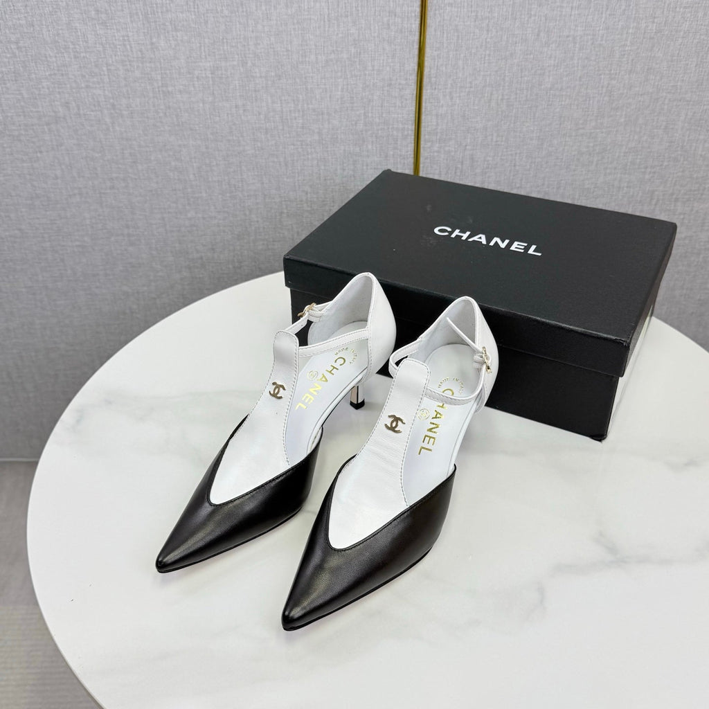 CC T-Strap Kitten Heels White Black Sheepskin 619976