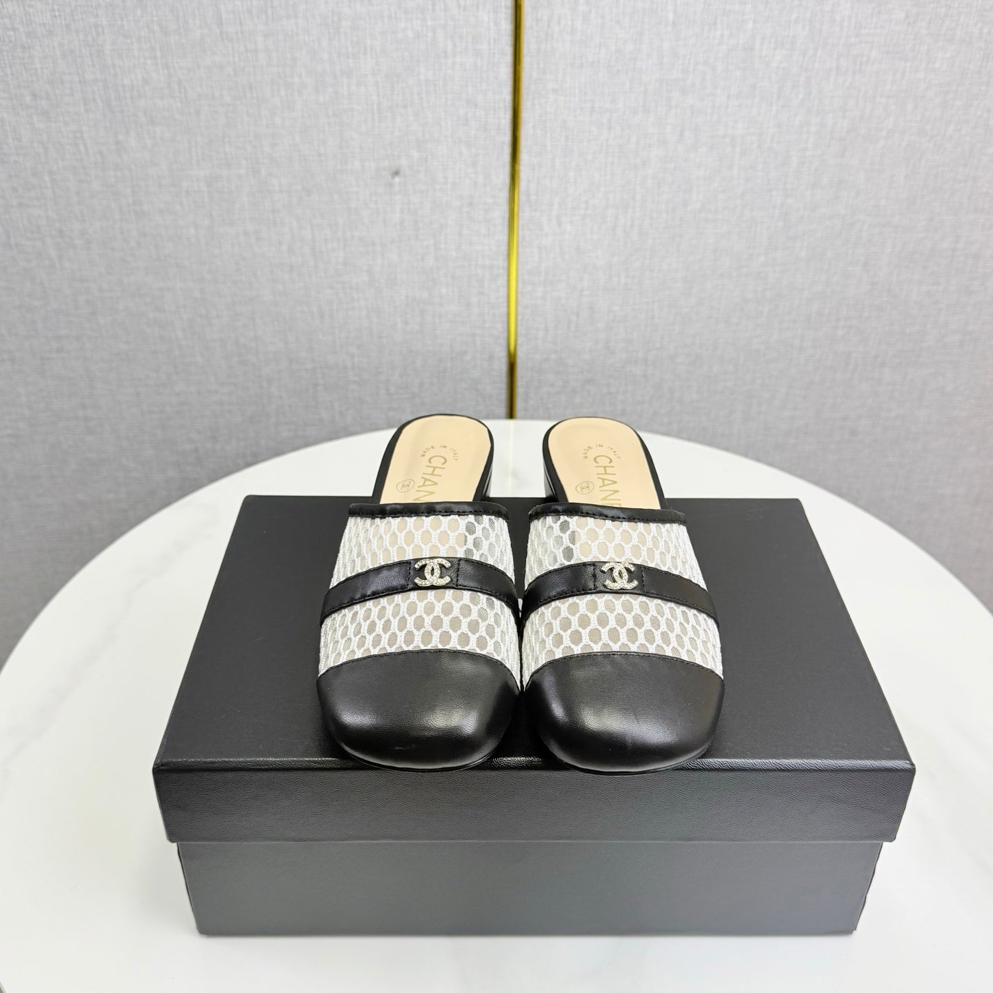 CC 26s Sandal Black Beige Mesh Sheepskin 639828