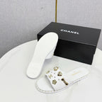 CC 26s Crystal Sandal White Sheepskin 639830