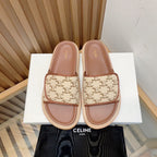super hot pair of sandals Caramel Brown
