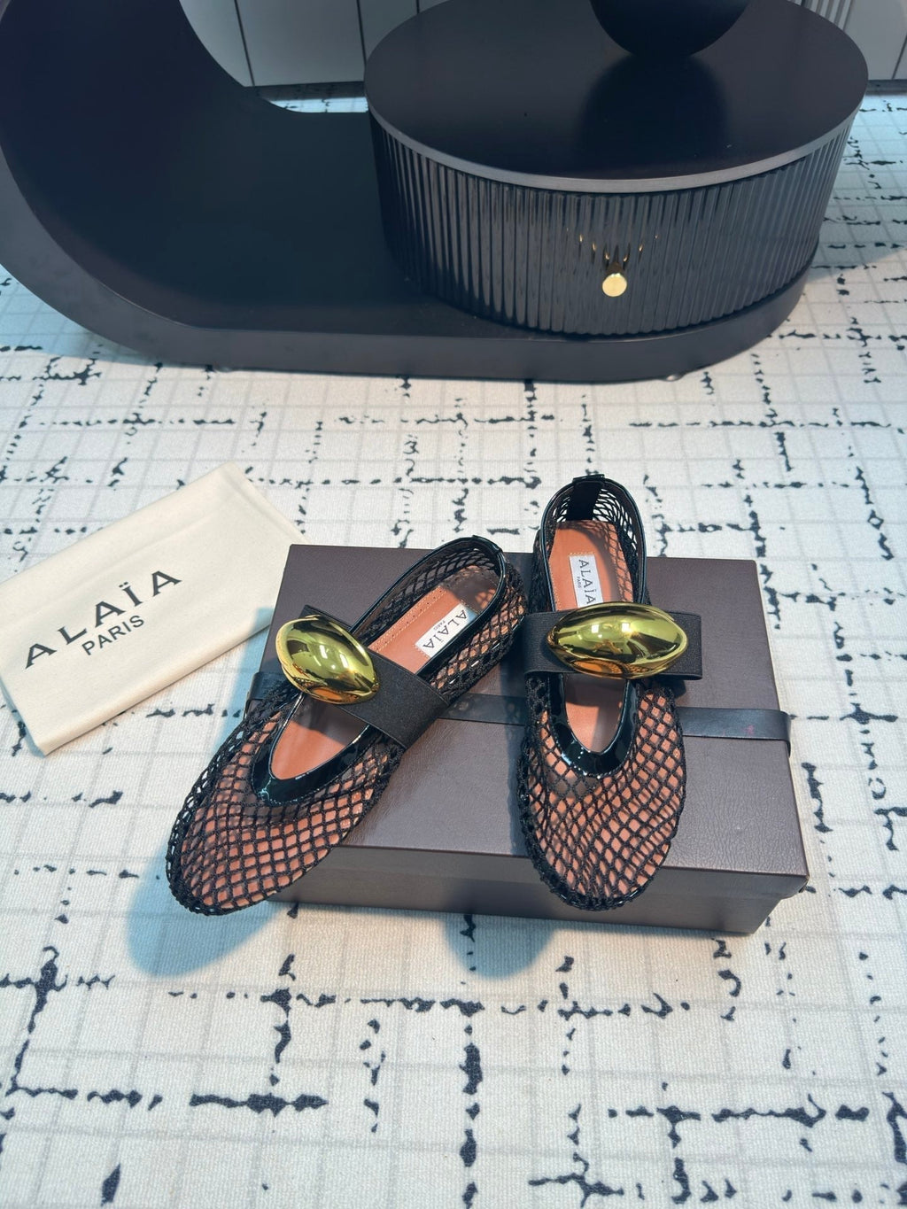 Alaila Ballet Flats In Black Mesh Fabric 895241