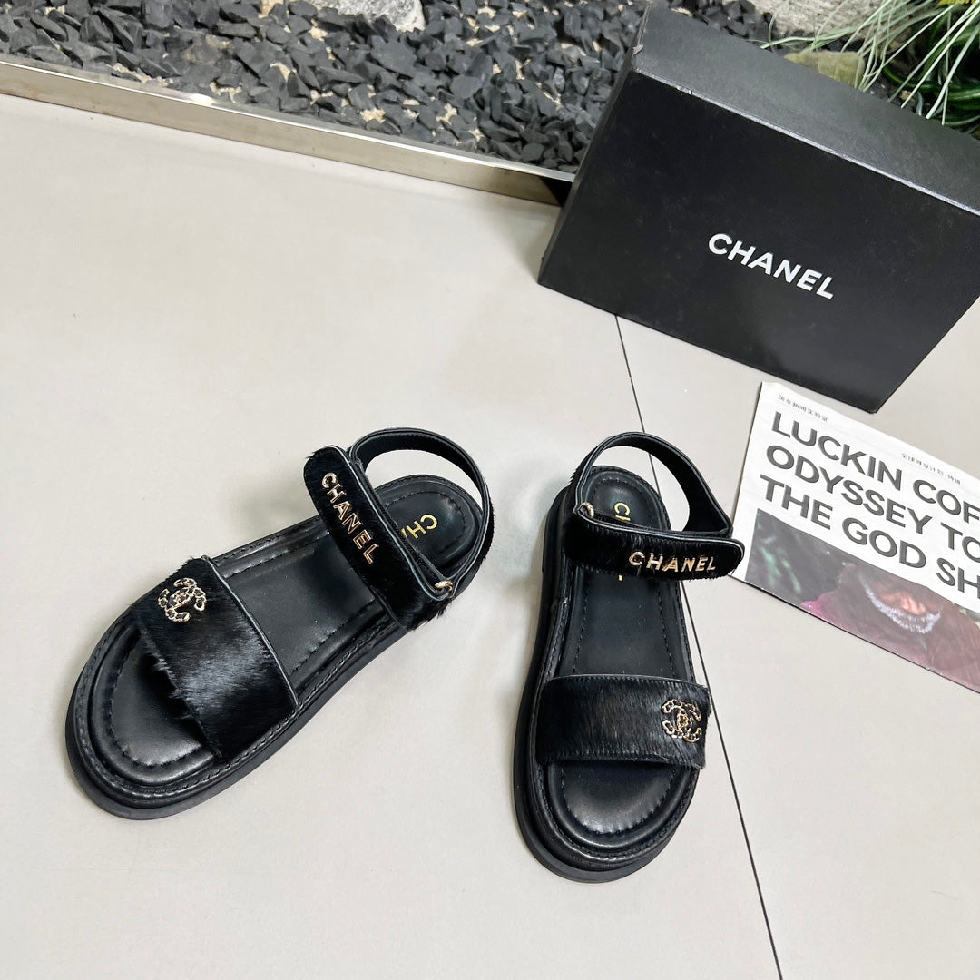 CC 25A Sandals Black Horse Fur Leather 338606