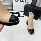 CC 25 Chelsea Ankle Boots With Chain 85mm Beige Black Sheepskin 374034