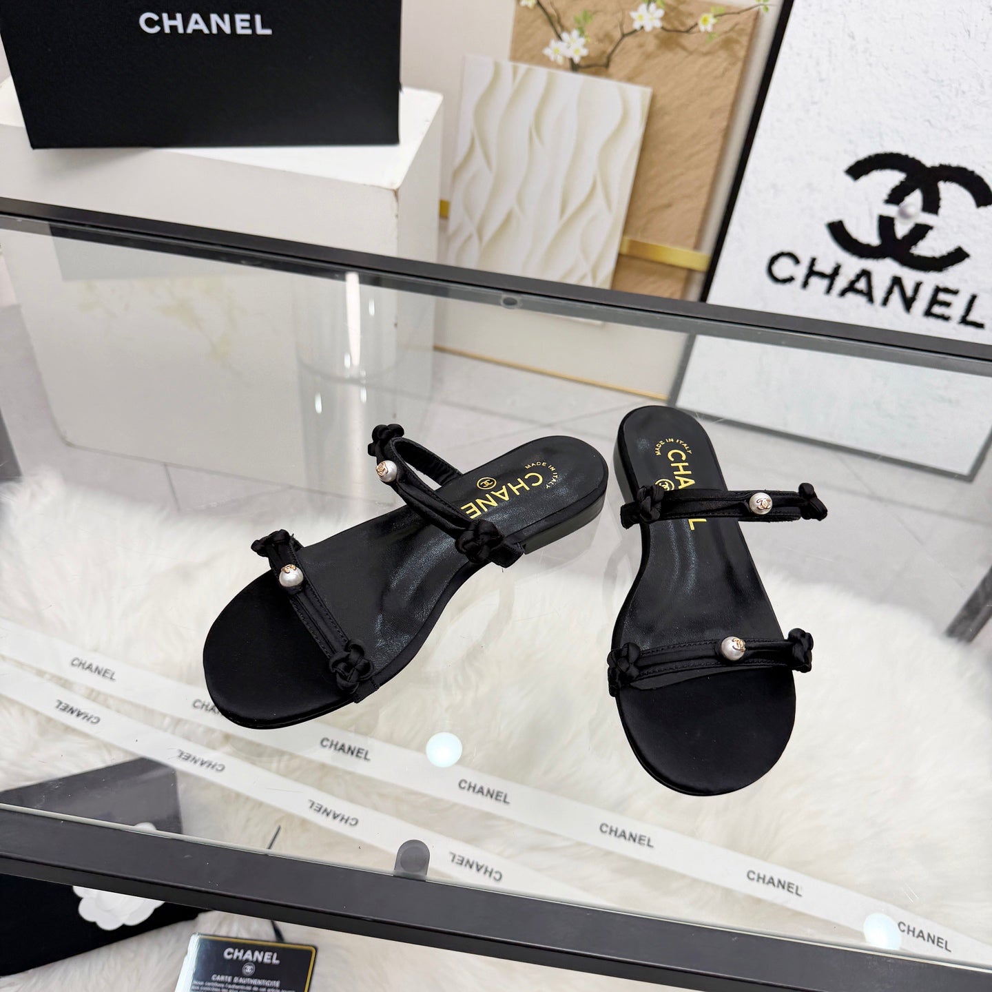 CC 2026 Pearl Slide Black Satin Leather 692026