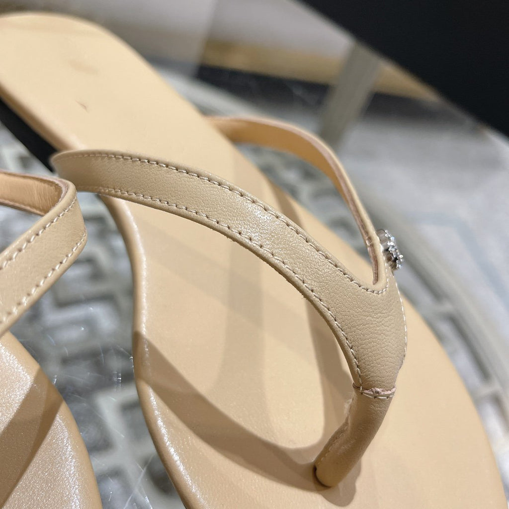 cc thongs beige silver calfskin silk