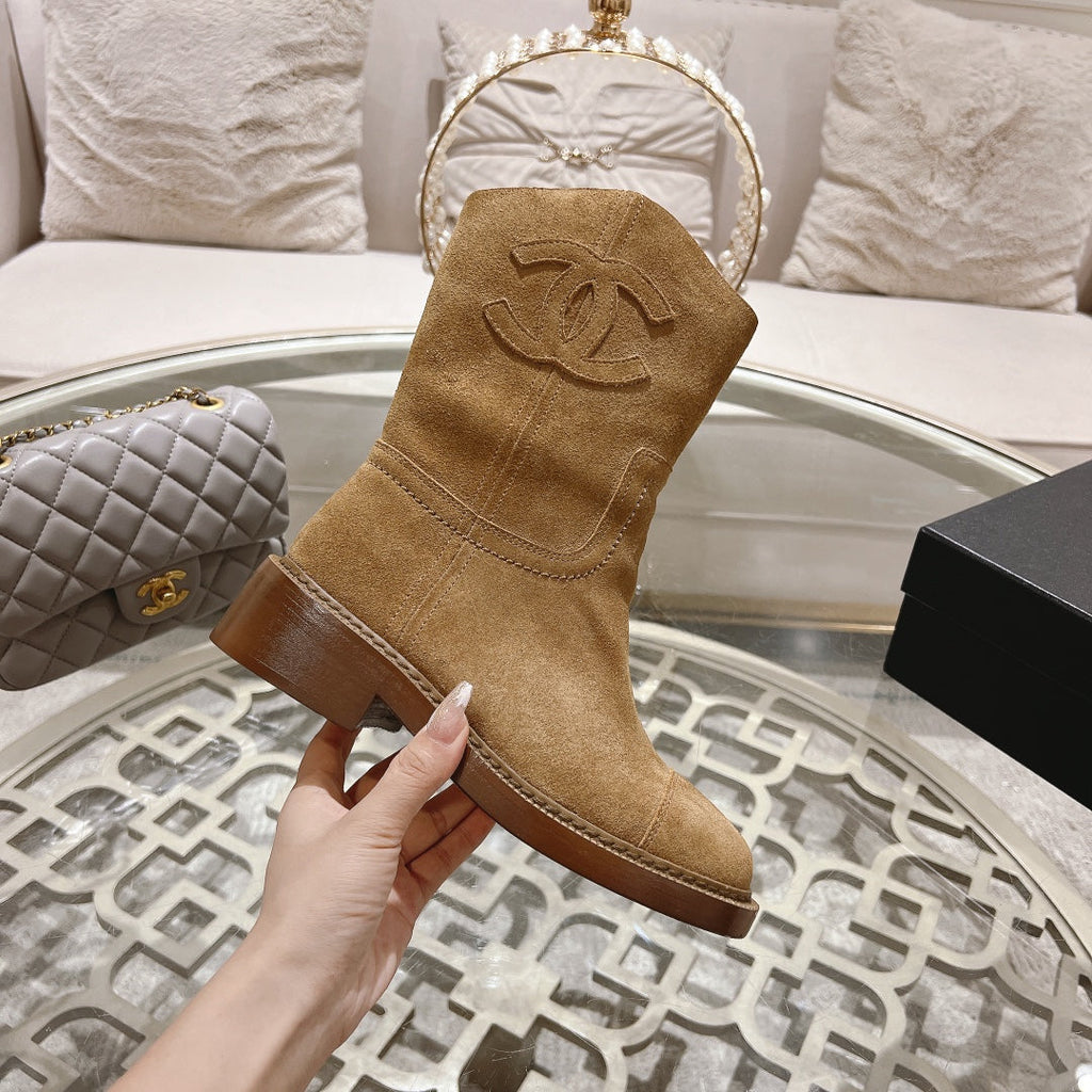 CC Ankle Boots 40mm Dark Beige Suede