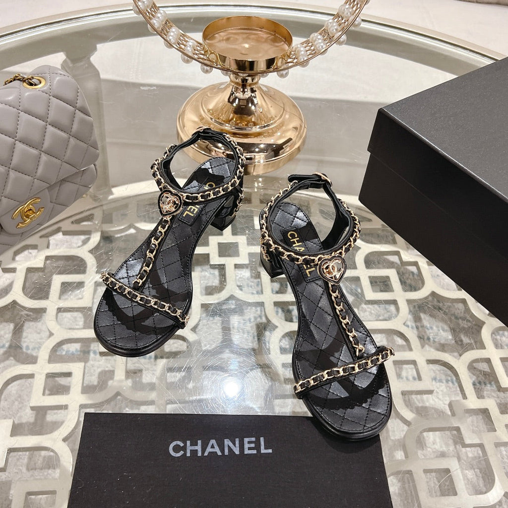 CC 26s Chain T-Strap Charm Sandals 5cm Black Lambskin 736117