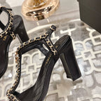 CC 26s Chain T-Strap Charm Sandals 8.5cm Black Lambskin 736121