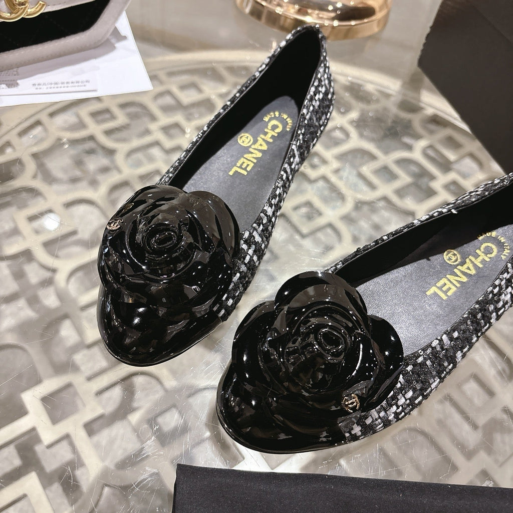 CC 26s Camellia Ballet Flat Black Leather Tweed 736499
