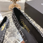 CC 26s Camellia Ballet Flat Black Leather Tweed 736499