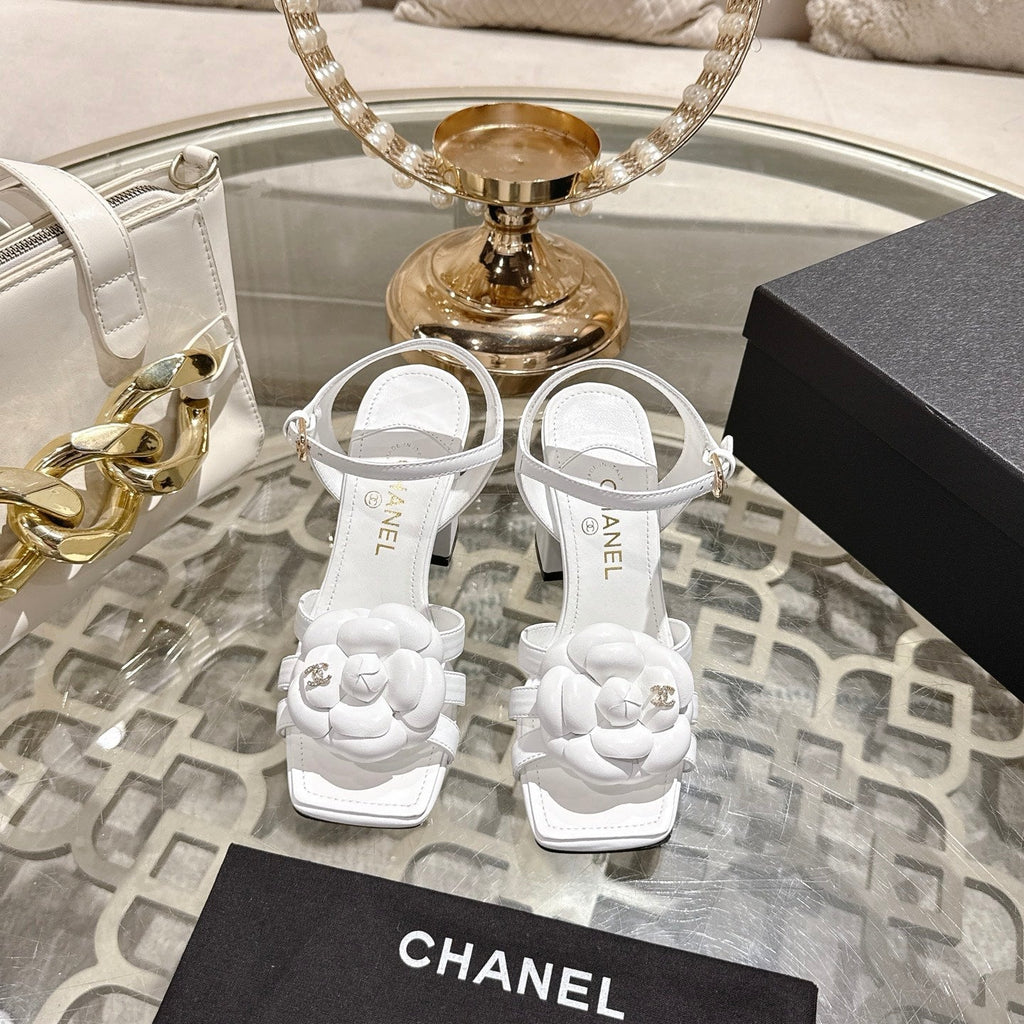 CC Camellia Flower Block Heel Sandals White Sheepskin 735989