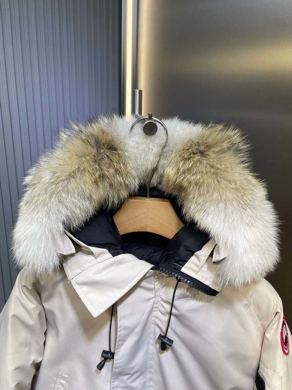 C. Goose Bomber Jacket Ivory White Polyester 0035