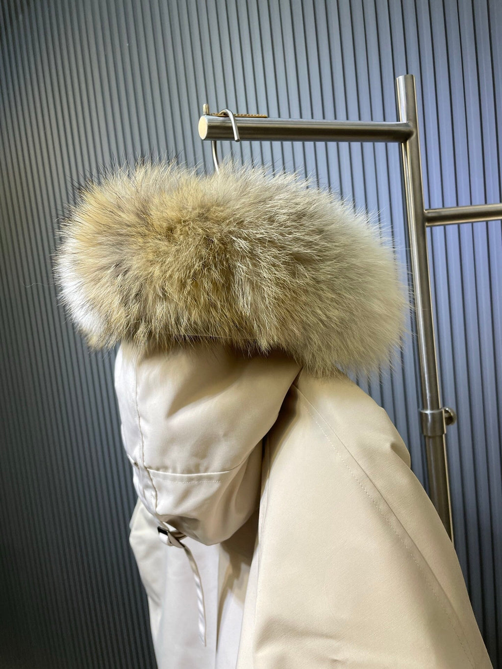 C. Goose Bomber Jacket Ivory White Polyester 0035
