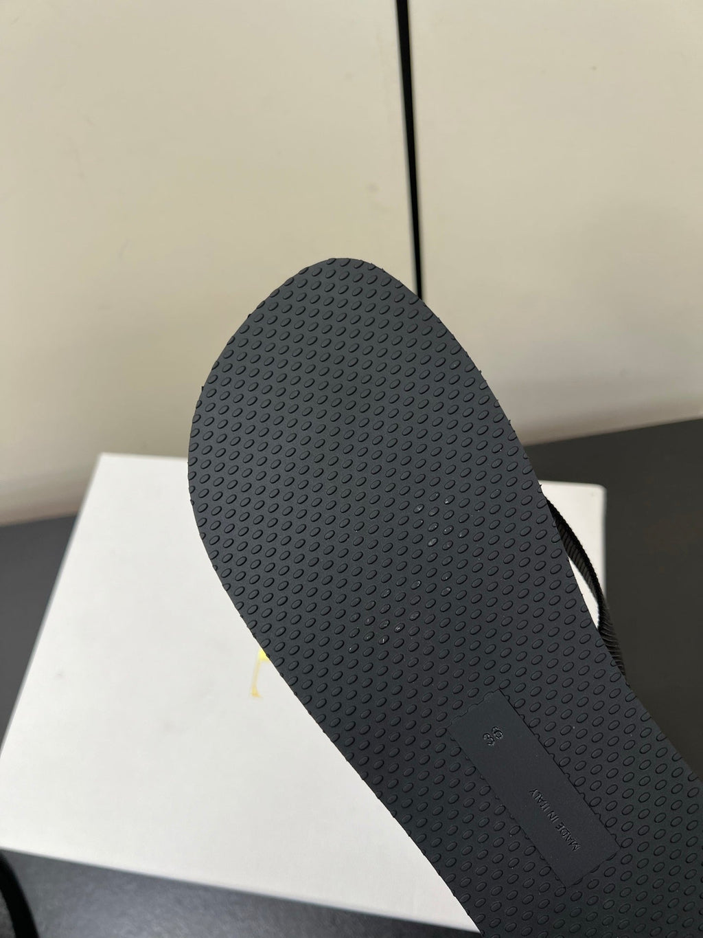 The Row Dune Flatform Thong Sandal In Black Rubber And Black Canvas 340028