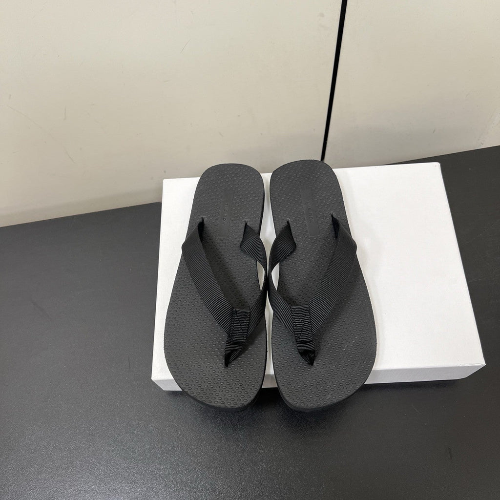 The Row Dune Flatform Thong Sandal In Black Rubber And Black Canvas 340028