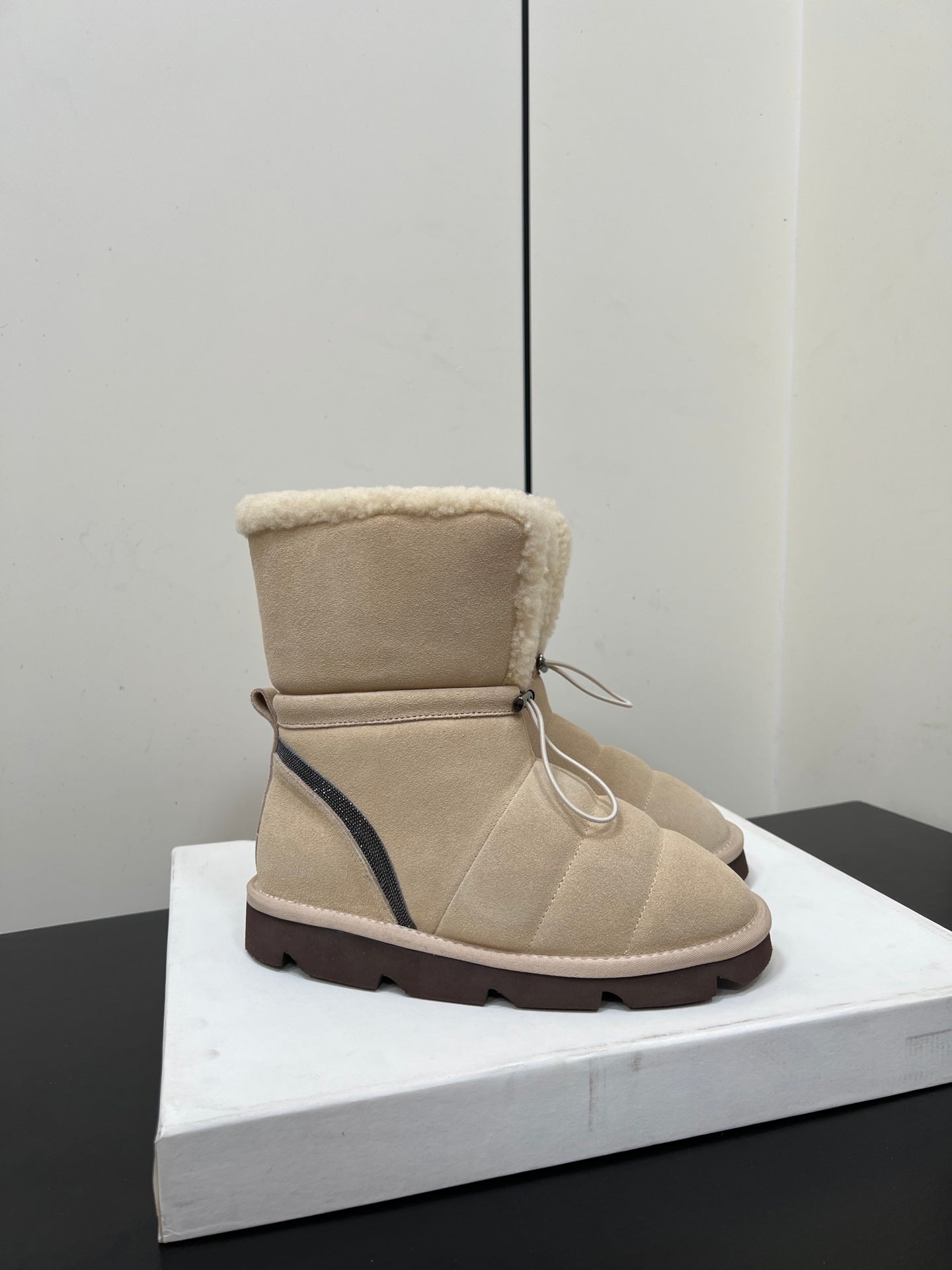 Brunello Cucinelli Snow Boots Light Taupe Suede 619499