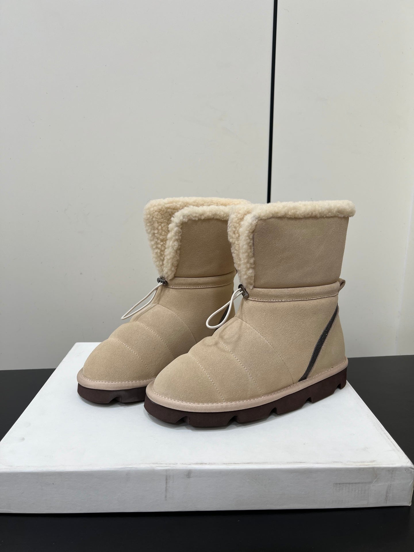 Brunello Cucinelli Snow Boots Light Taupe Suede 619499