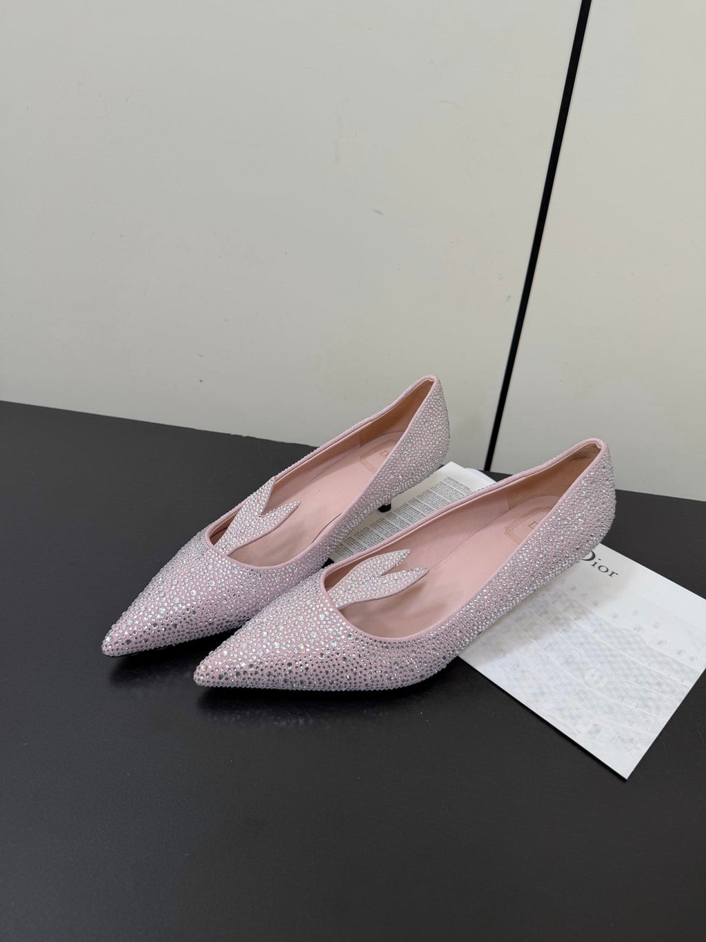 CD Heel Pointed Toe Rhinestone Slingback 3.5 Pink Suede 619565