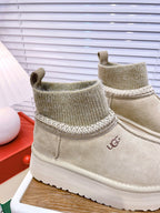 UGG Tazz Platform Boots Light Grey Frabic Suede 512866