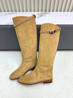 HM 25ss Kelly Buckle Riding Boots Taupe Suede 576119