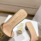 CD 25 C'EST DIO olive green patent leather 396127