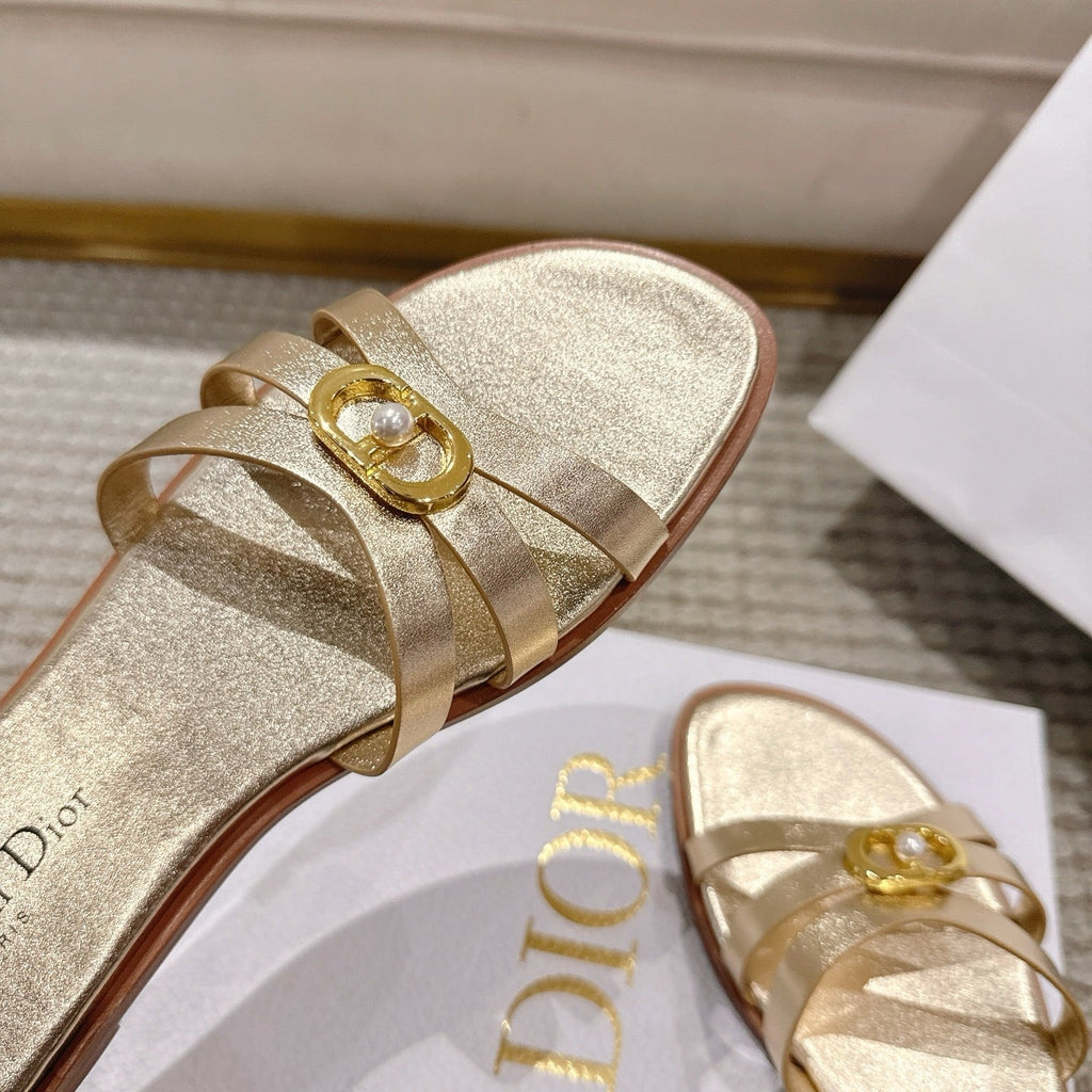 CD 30M Slide Golden Calfskin 543738