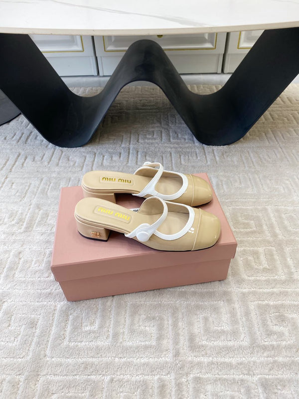 Miu Mary Jane Mule Pumps In Beige Glossy Sheepskin