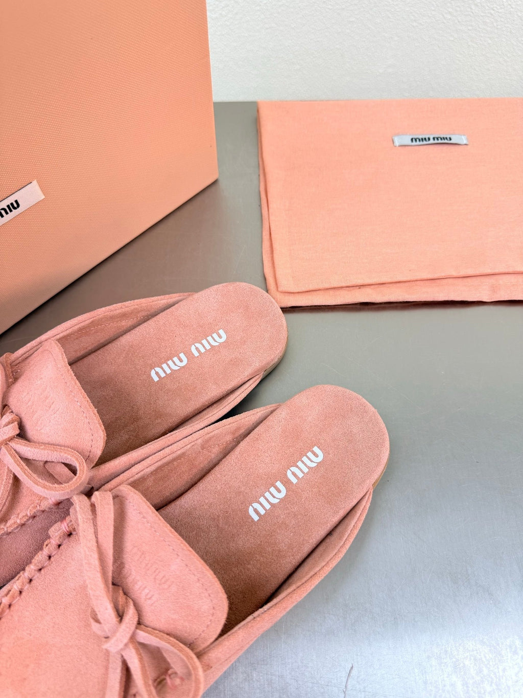 Miu Logo Mule Pink Suede 693521