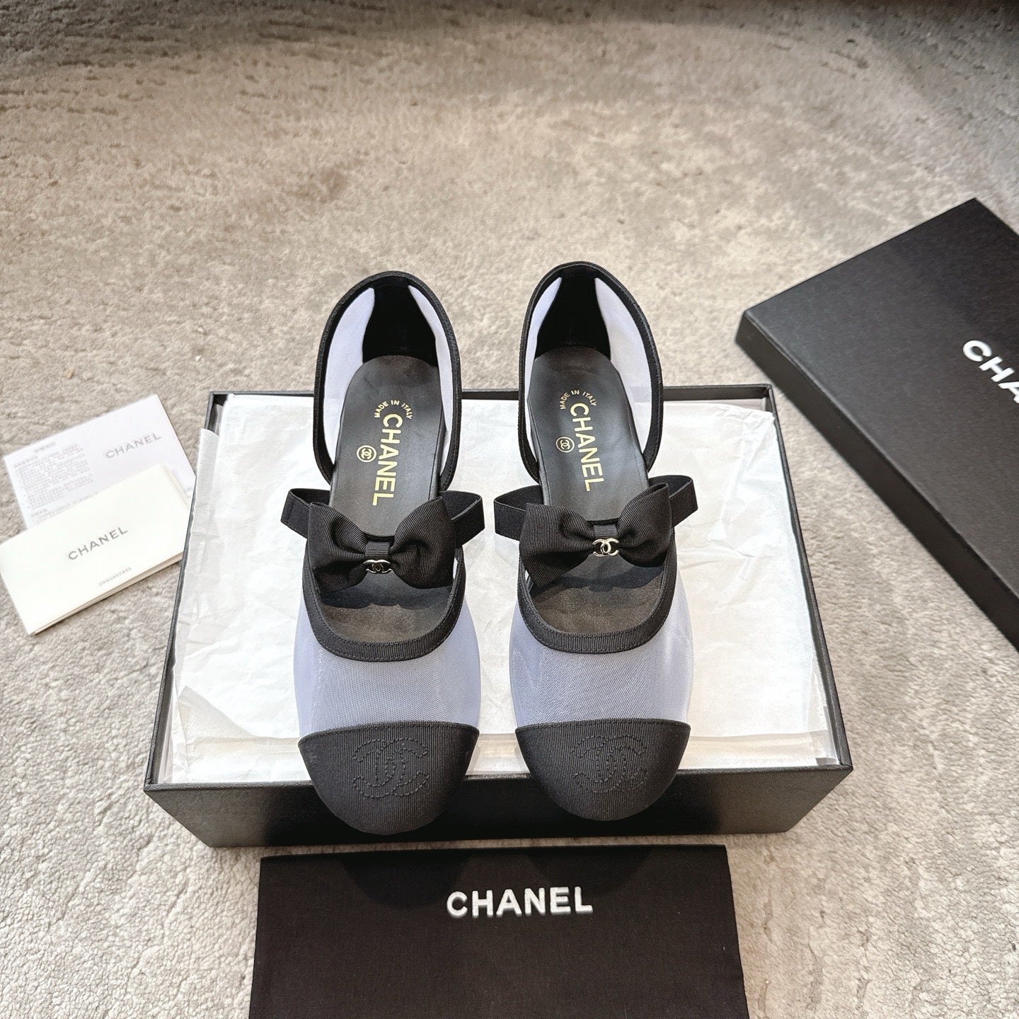 CC 25b Fall-Winter Mary Janes 15mm White Black Mesh & Grosgrain 415779