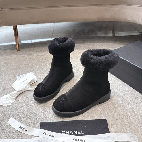 CC 25K Snow Boots 30mm Black Wool Suede 527624