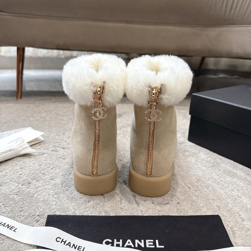 CC 25K Snow Boots 30mm Black Beige Wool Suede 527625