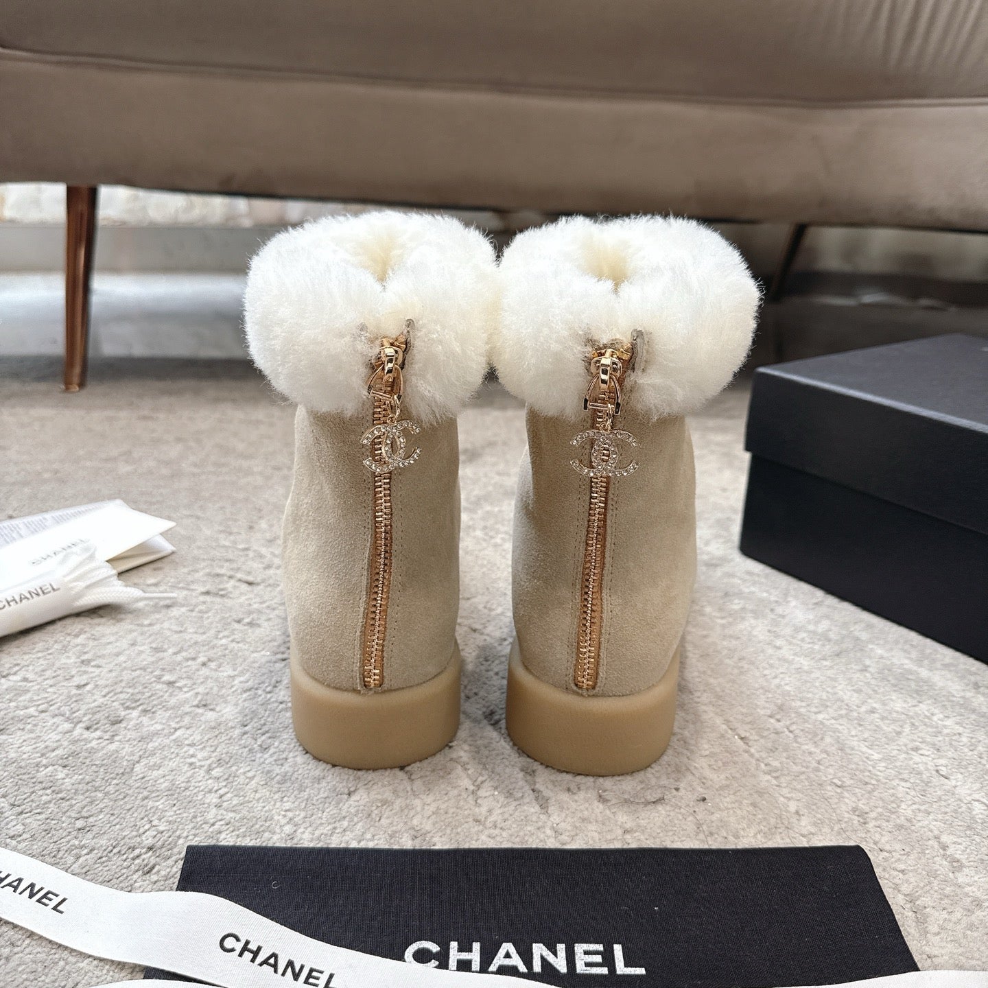 CC 25K Snow Boots 30mm Black Beige Wool Suede 527625