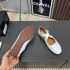 Alaila Criss Cross Ballet Flats In White Glossy Calfskin 996029