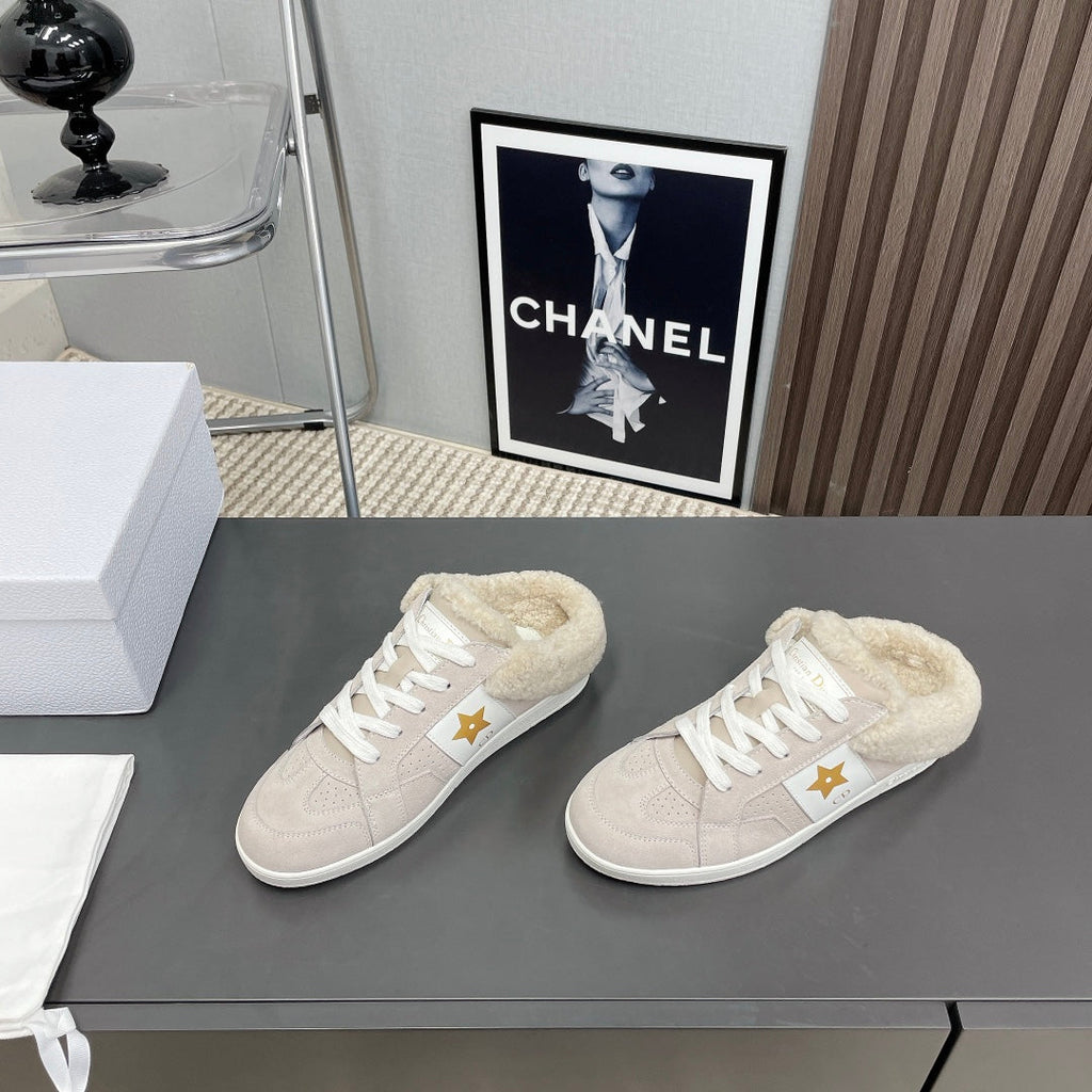 CD Star Sneaker In Light Brown Grey Suede 996000