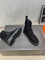 HM 25s Tobacco Boots 30mm Black Suede 442556