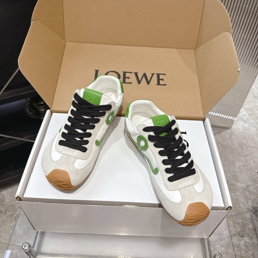 LOEW 26s Ballet Runner 2.0 Light Grey Green Suede Sheepskin 683936