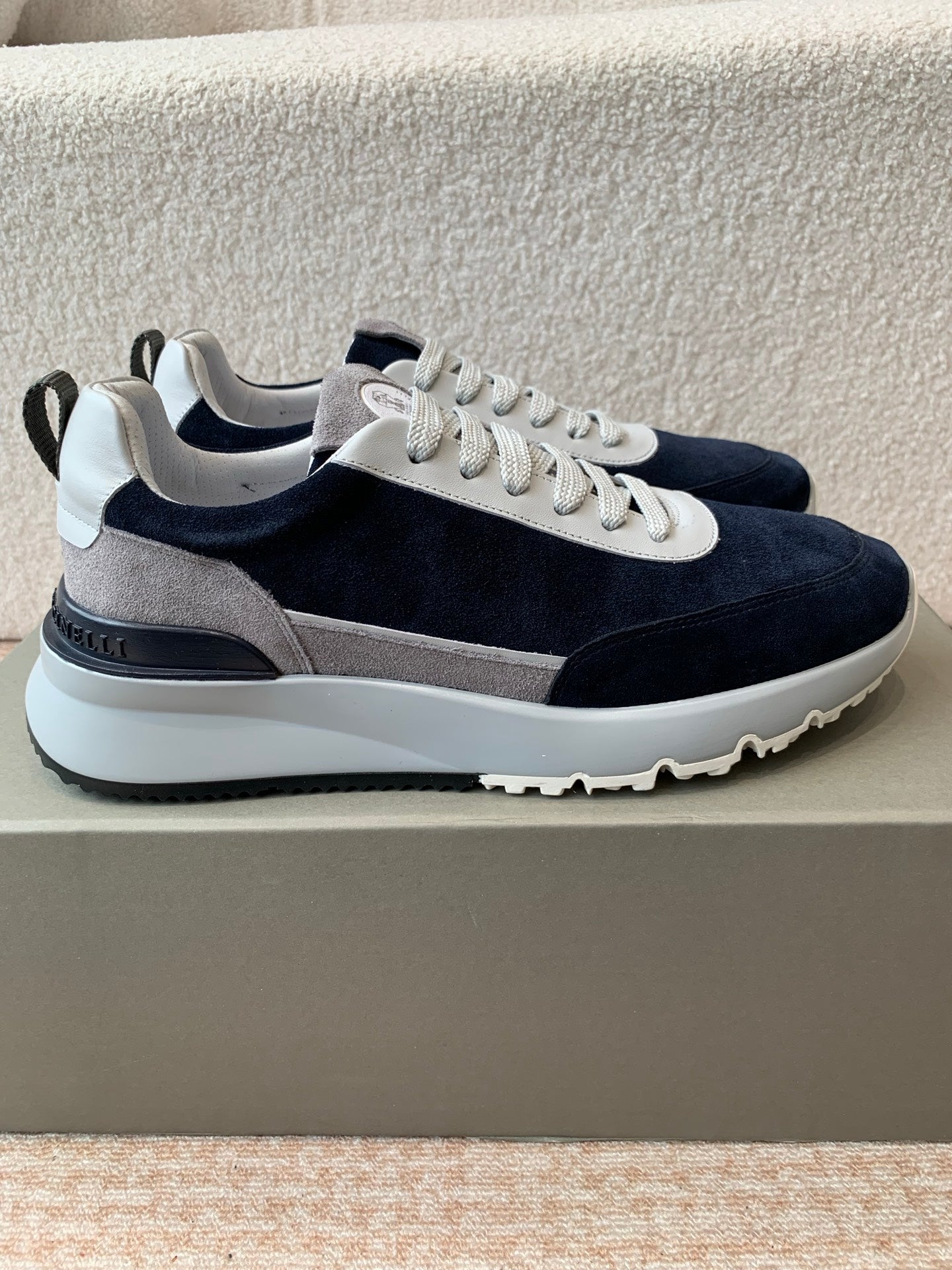 CL 25C Brunello Cucinelli Navy Blue Sneaker Suede 298883