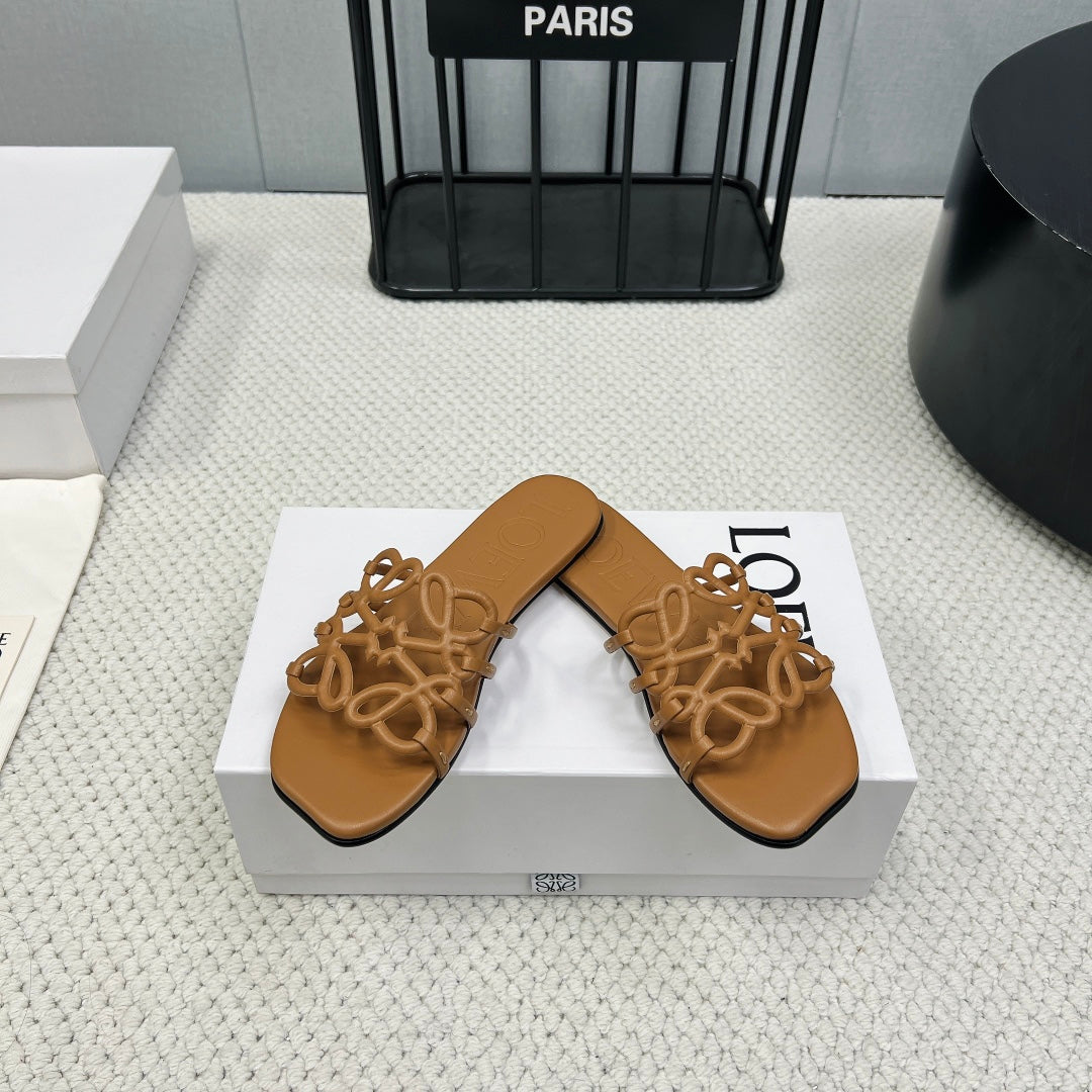 Loewe 25 Petal Anagram Slides Brown Cowhide